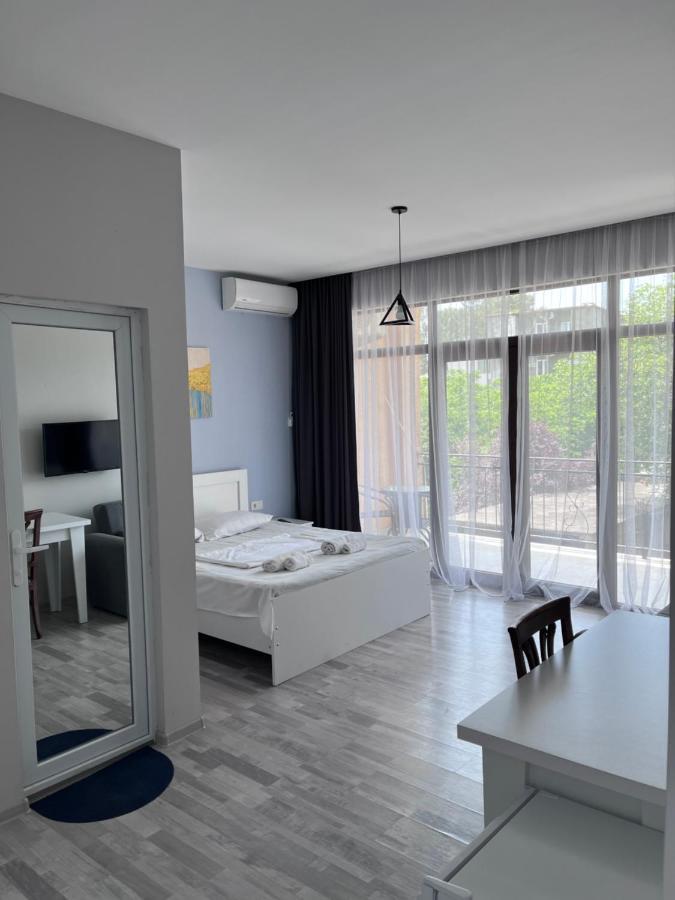 Guest House Madonna Kobuleti Luaran gambar