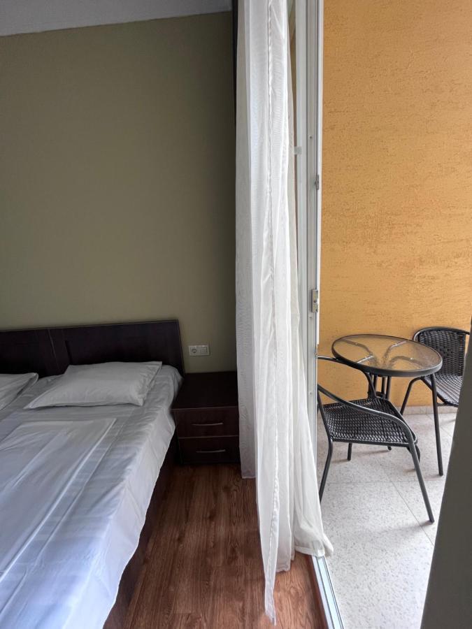 Guest House Madonna Kobuleti Luaran gambar