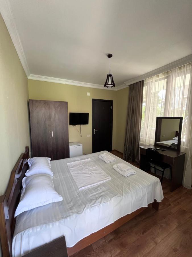 Guest House Madonna Kobuleti Luaran gambar