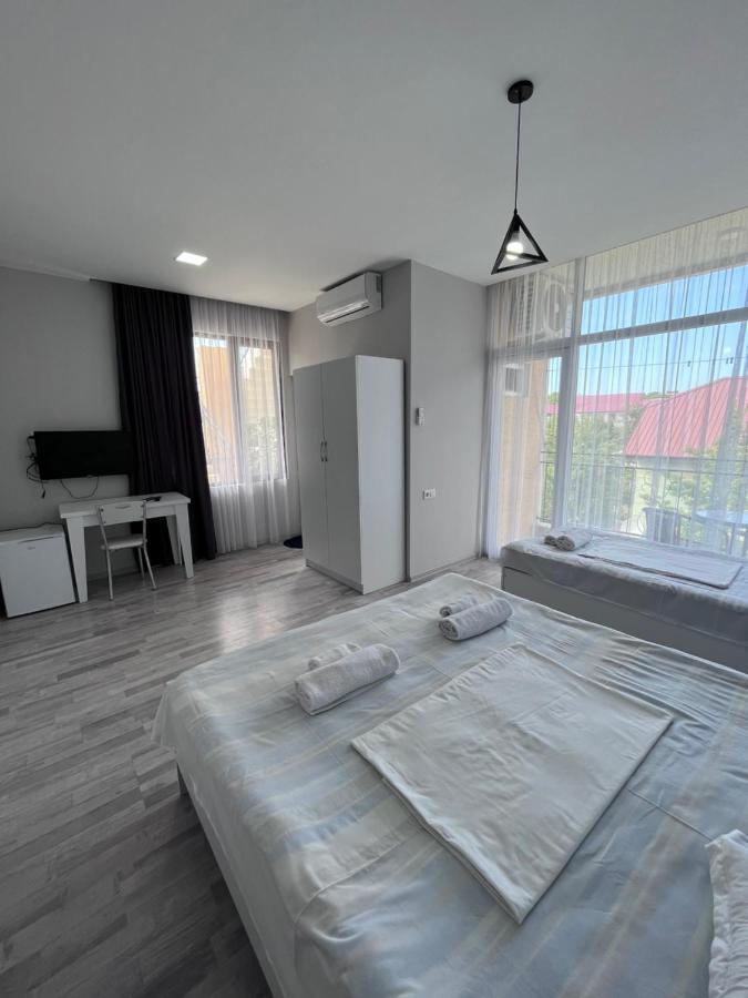 Guest House Madonna Kobuleti Luaran gambar