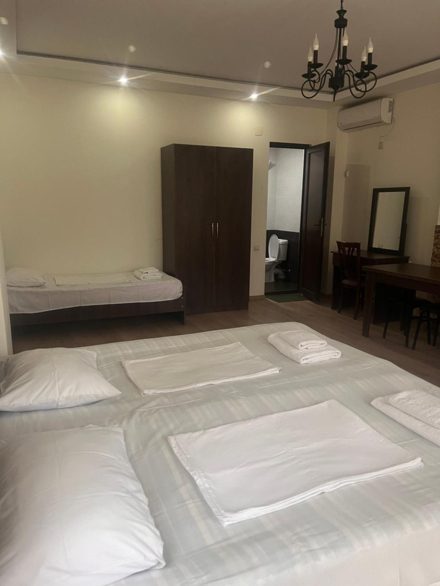 Guest House Madonna Kobuleti Luaran gambar